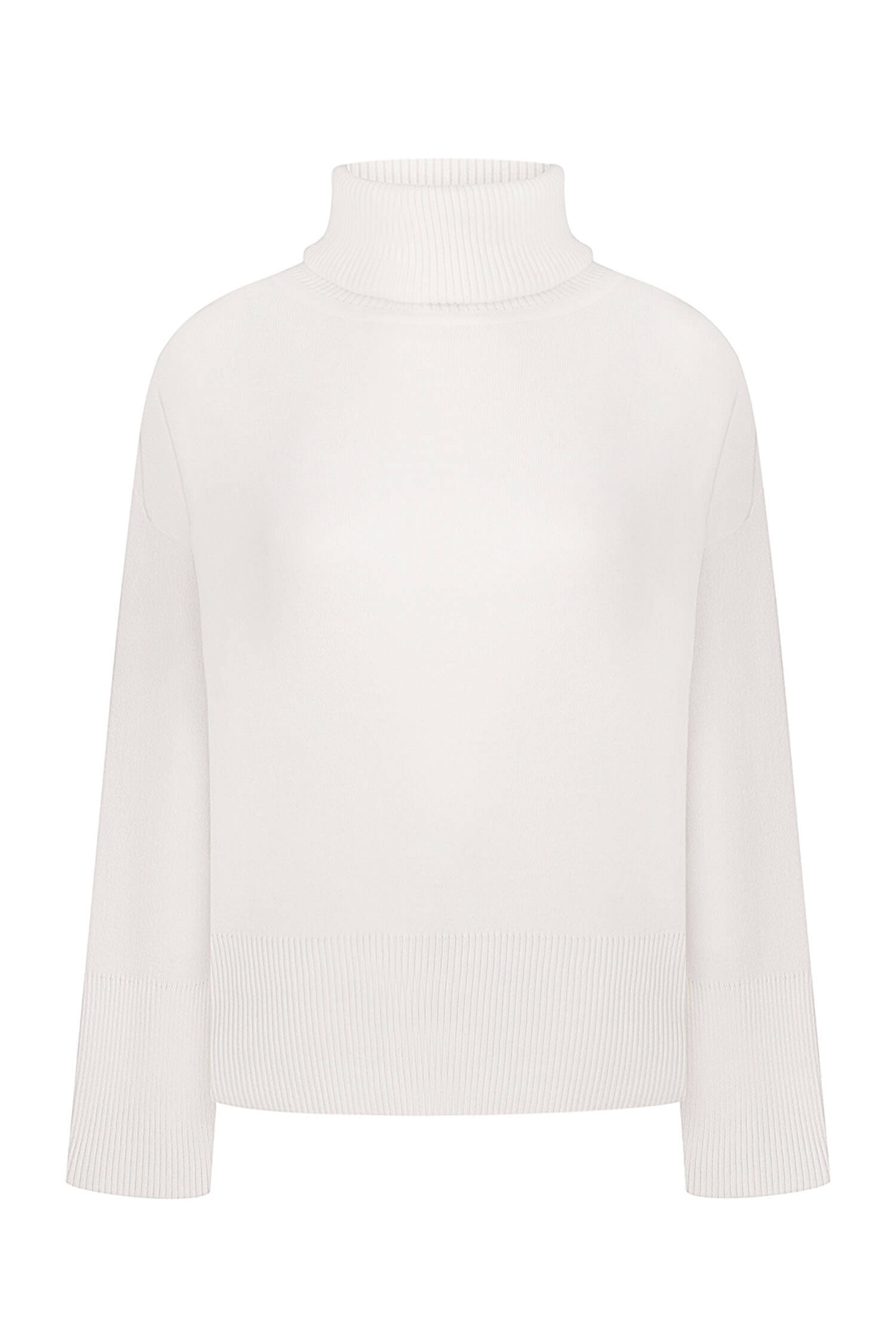 Knitted sweater with a voluminous neck