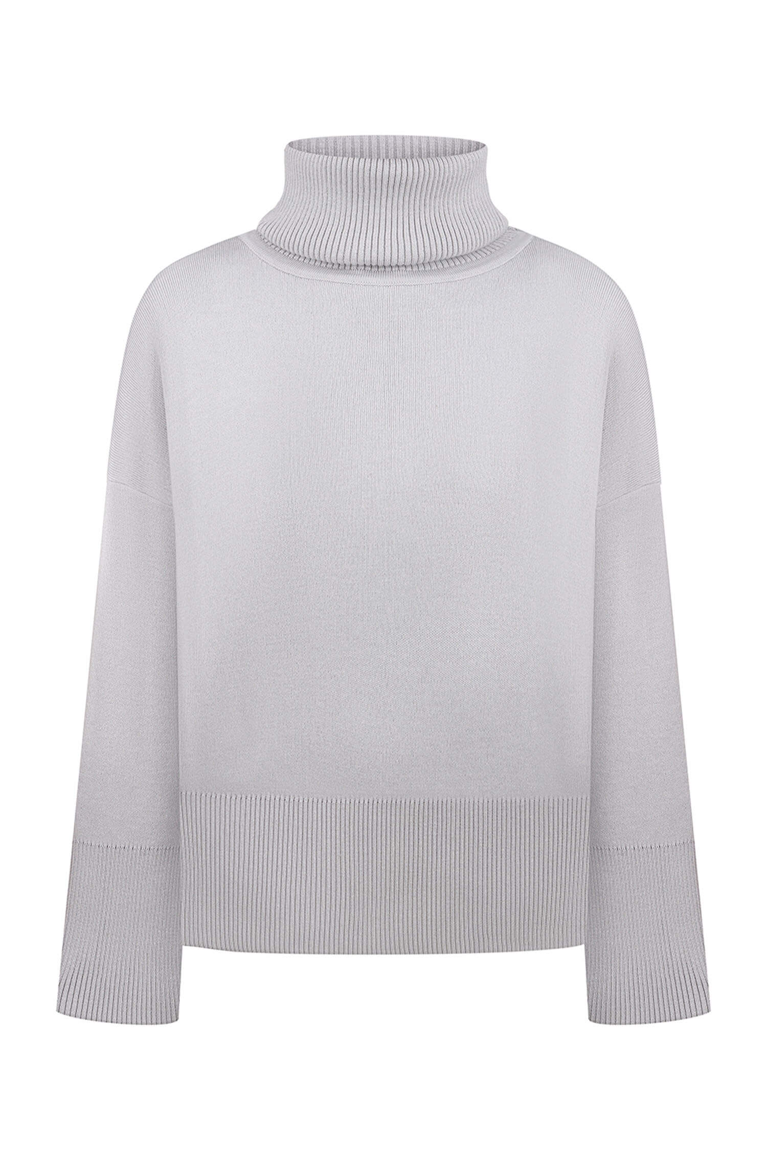 Knitted sweater with a voluminous neck