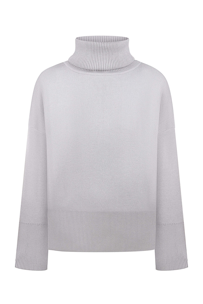 Knitted sweater with a voluminous neck