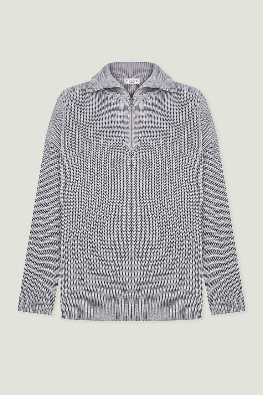 Oversized knitted sweater with a zipper in gray color
