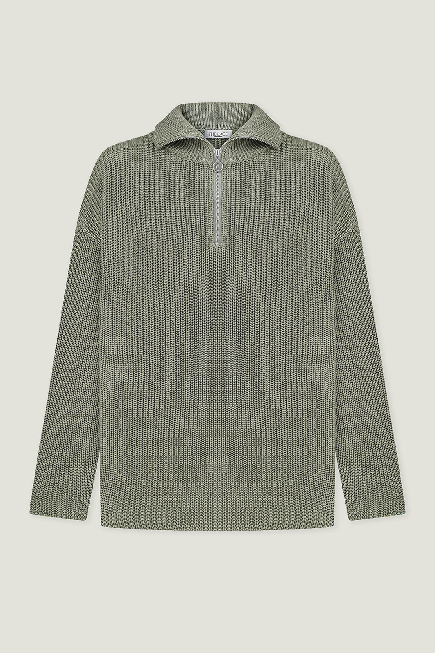 Oversized knitted sweater with a zipper in gray color