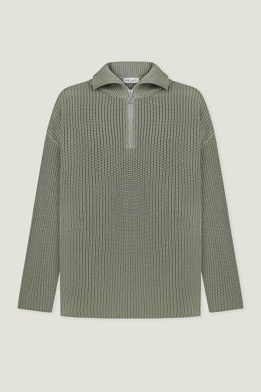 Oversized knitted sweater with a zipper in gray color
