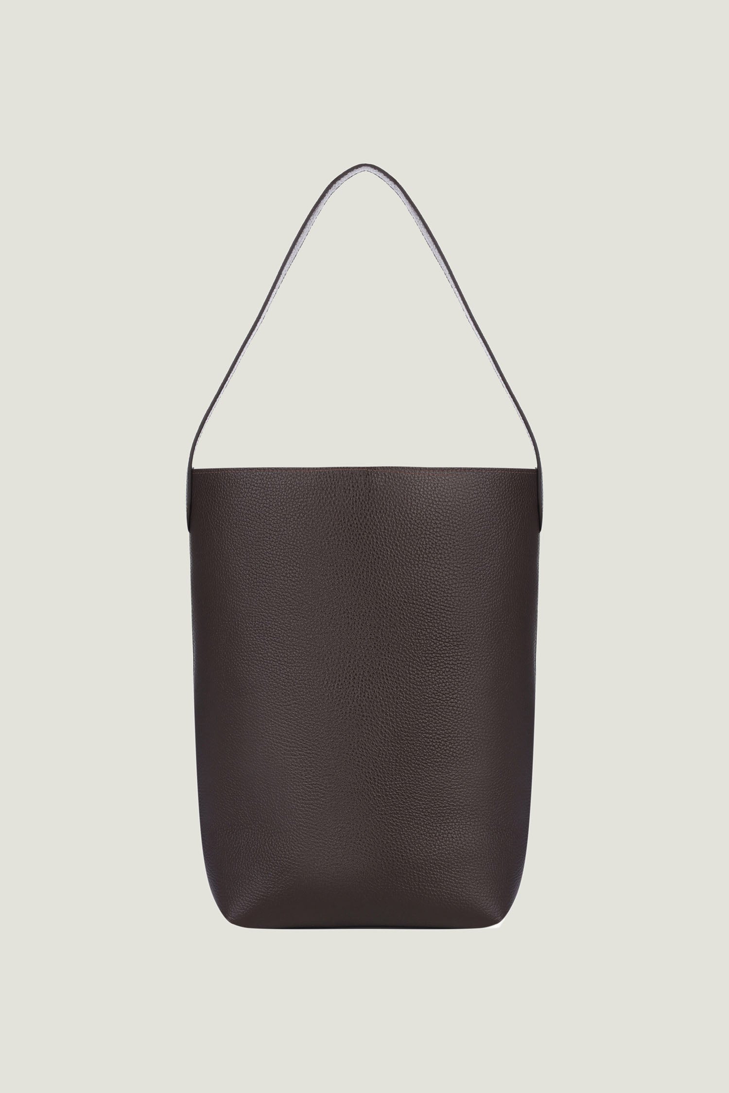 Women's leather bag in black