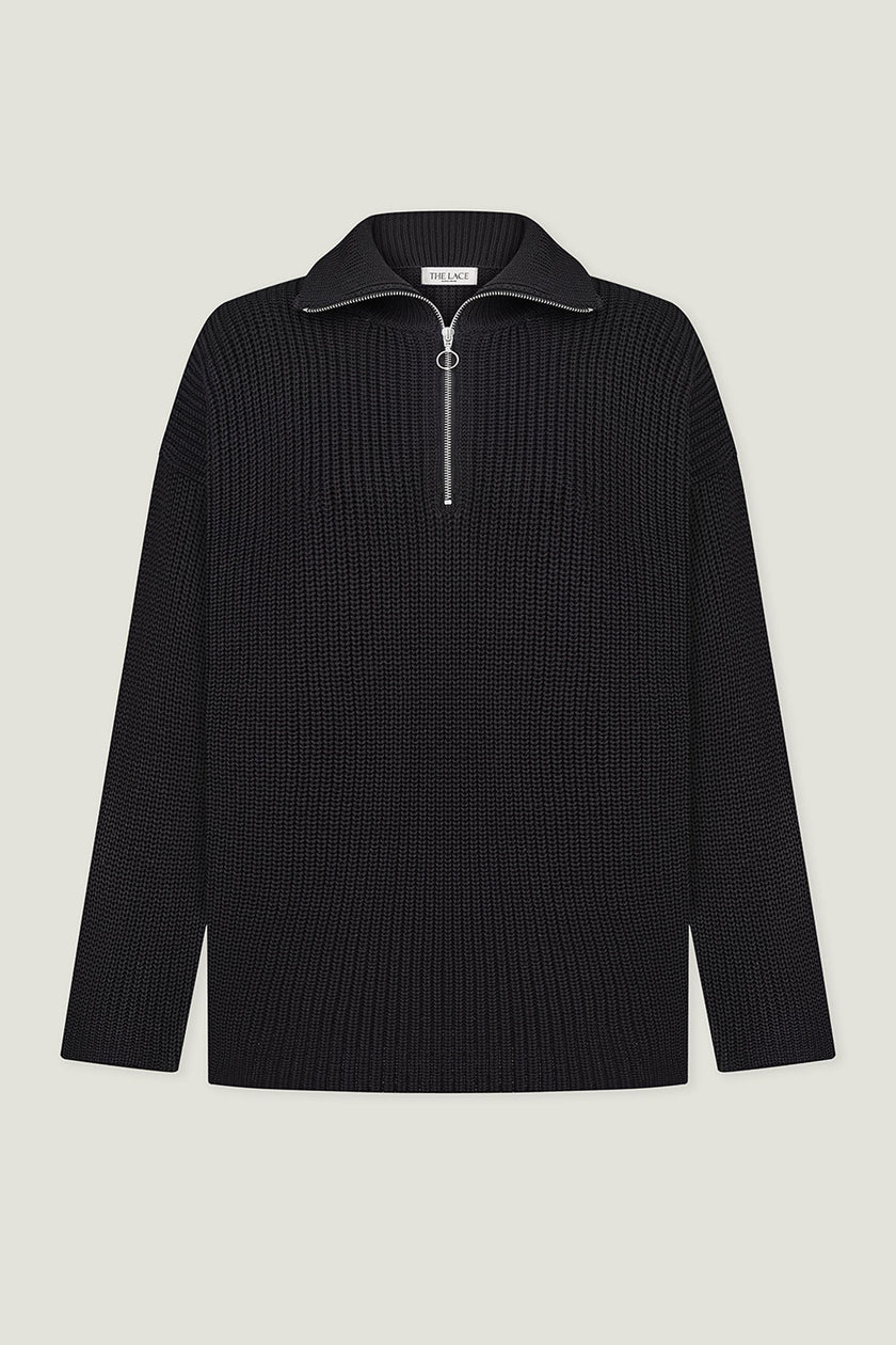 Oversized knitted sweater with a zipper in black