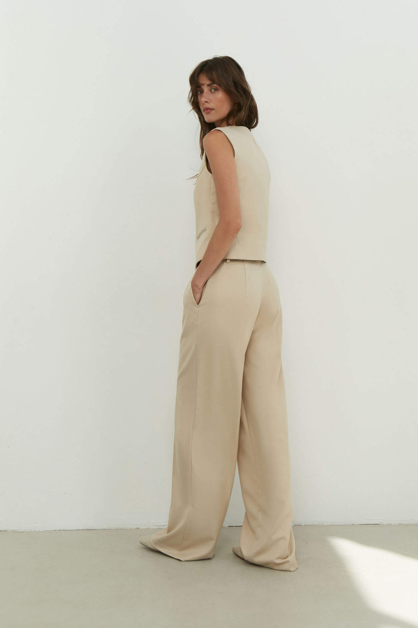 Palazzo pants with a low fit in chocolate/beige/gray