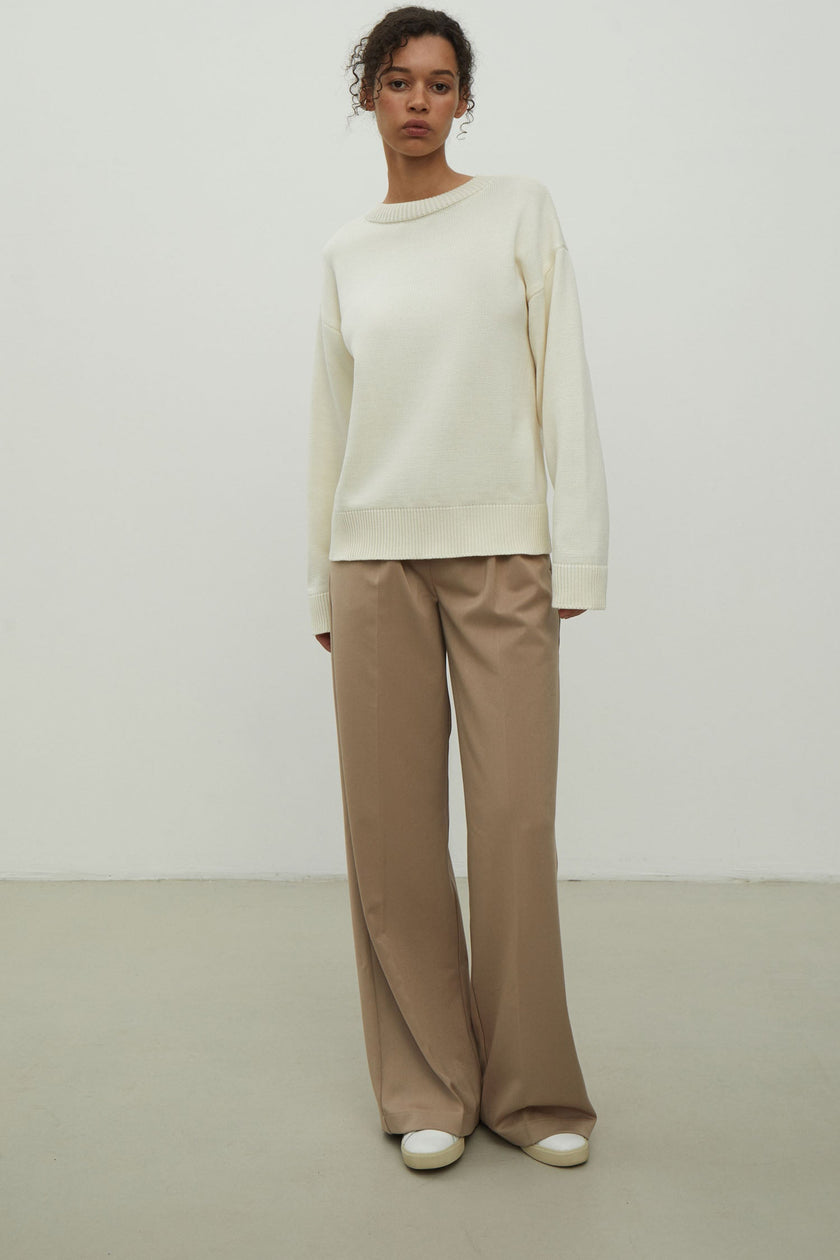 Gray merino wool round neck sweater