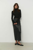Thin ribbed turtleneck sweater in nude/black/gray