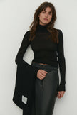 Thin ribbed turtleneck sweater in nude/black/gray