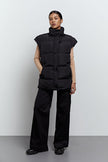 Oversized quilted vest in black
