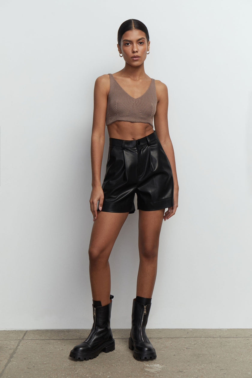 Knitted crop top in milk/cappuccino