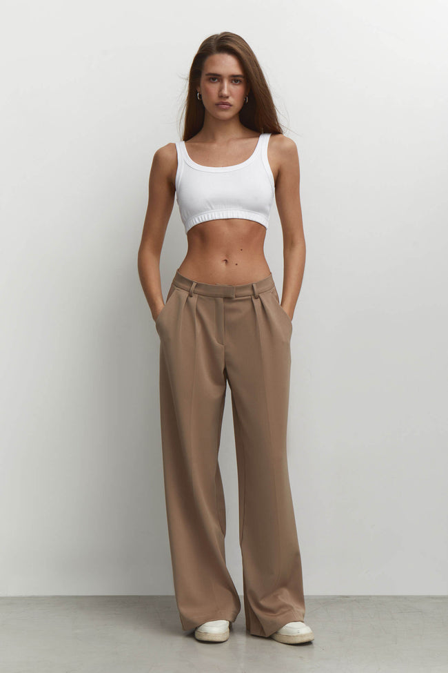 Low-waisted palazzo pants