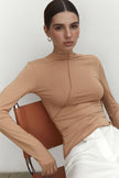 Longsleeve textured in nude/milk